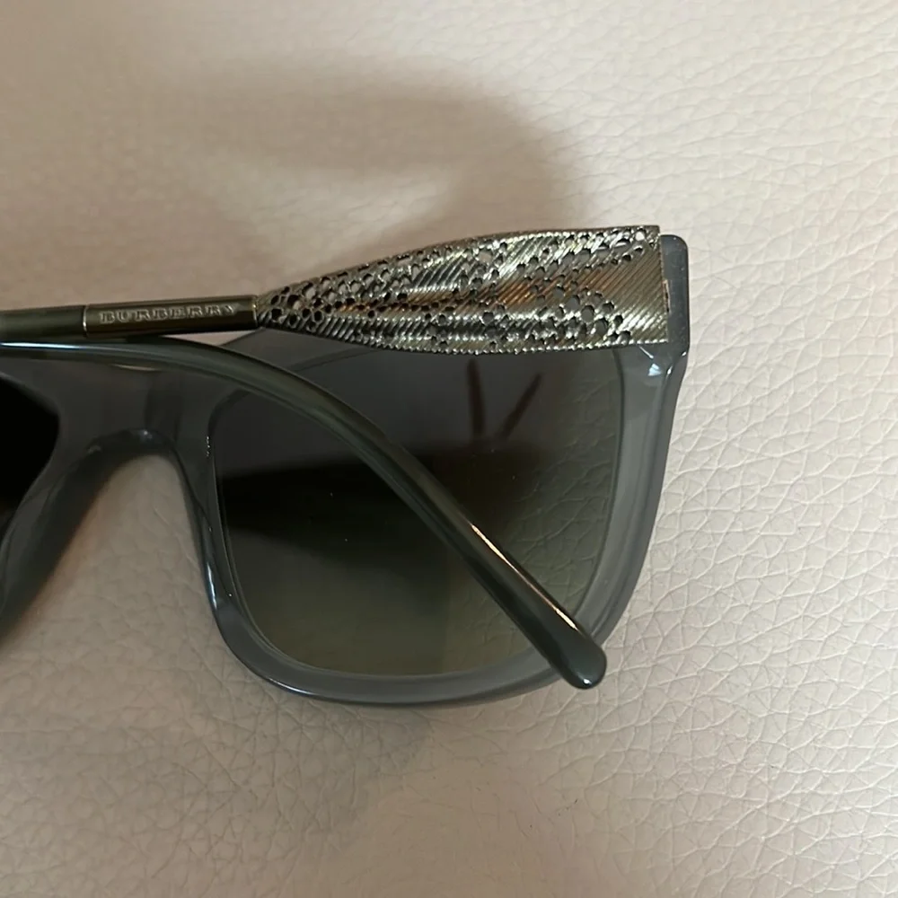 Burberry Women's Square Acetate Sunglasses, Acetate, 100% UVA/UVB
